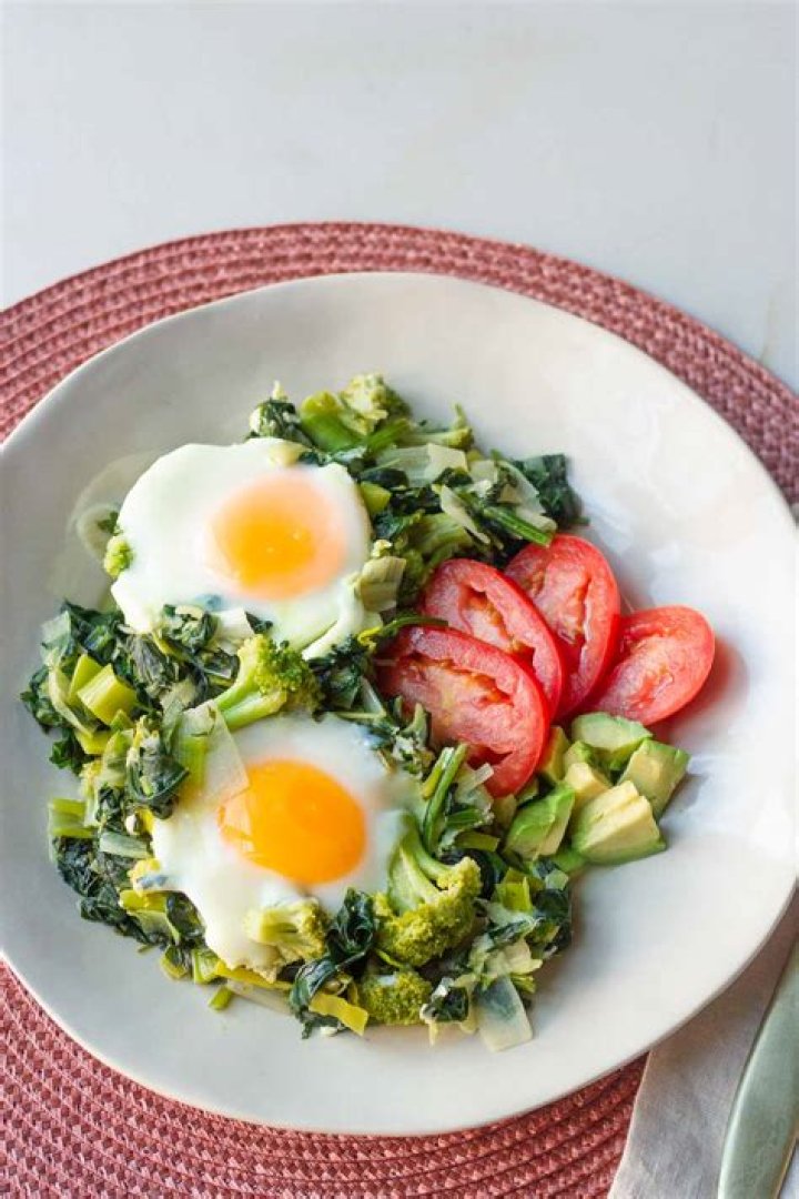 Are eggs good for nausea?