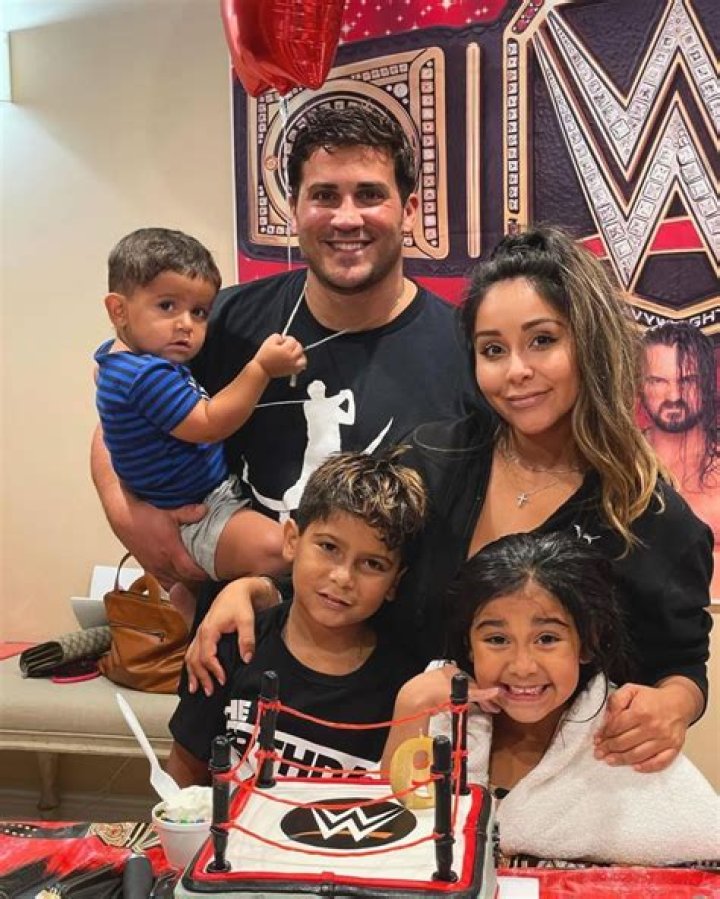 Did Snooki and Jionni sell their flip house?