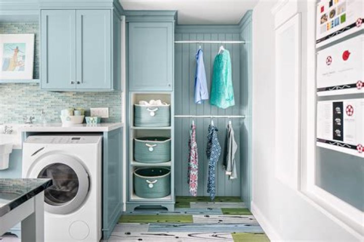 Do you put laundry detergent in the middle?