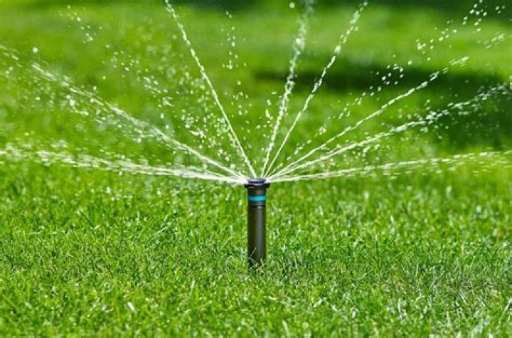 How do I know if my sprinklers are self draining?