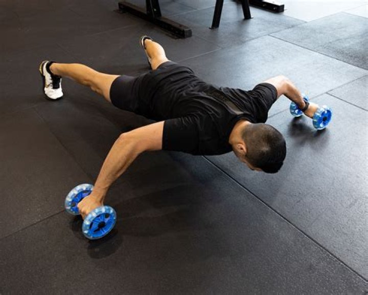How do you get an ab crack?