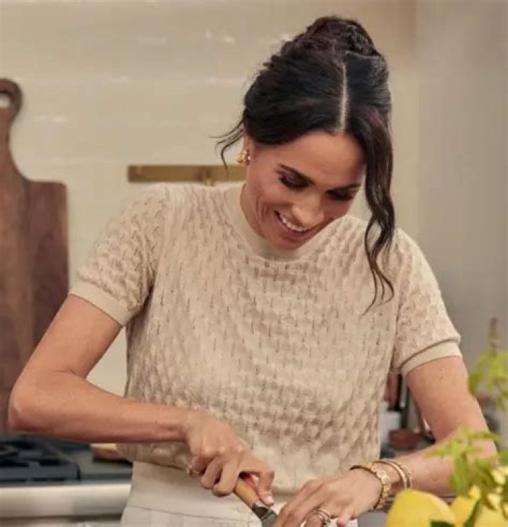 What happens when you tag a celebrity on Instagram?