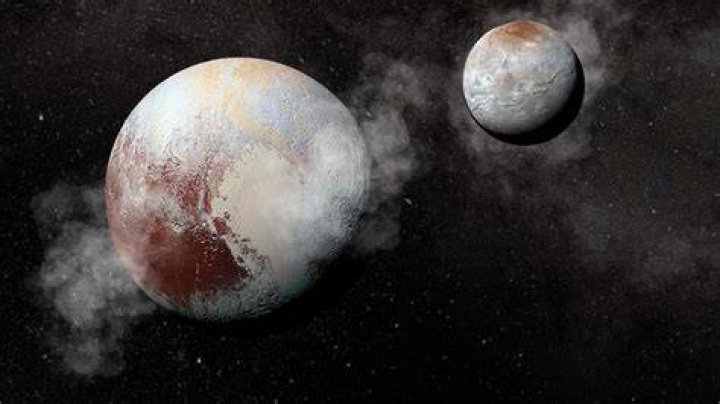 What if Pluto was our moon?
