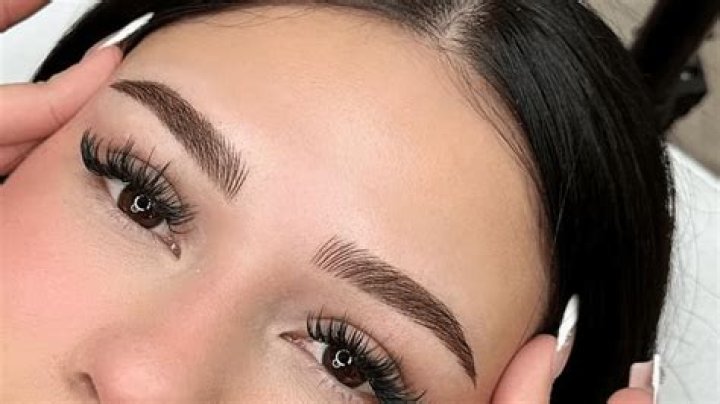 What to expect when getting eyebrows tattooed?