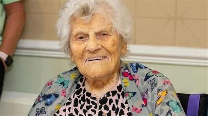 Who's the oldest person alive 2022?