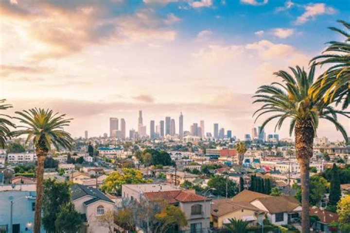 Why does everyone want to live in California?
